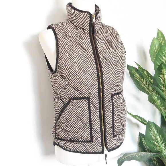 J. Crew Excursion Blogger Favorite Quilted Down Fill Vest Herringbone XS - Picture 3 of 16